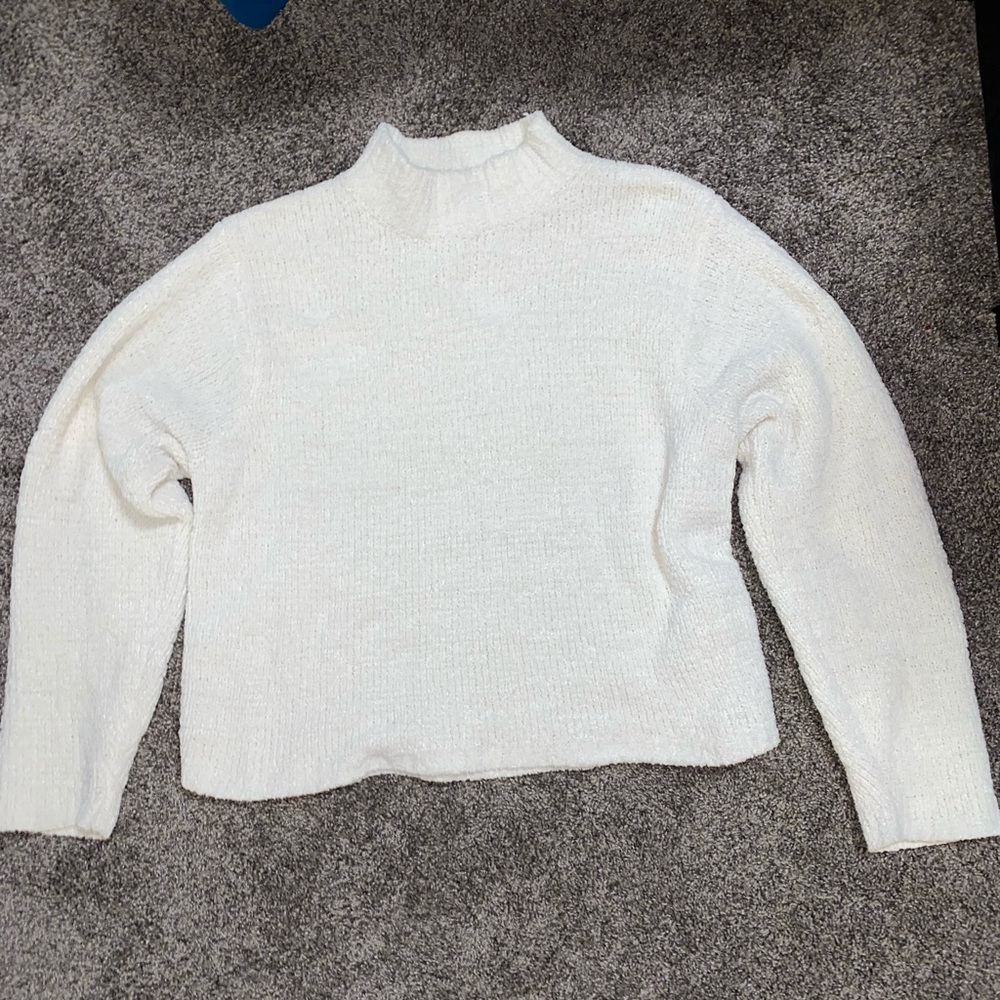 Sweater 🤍🧥